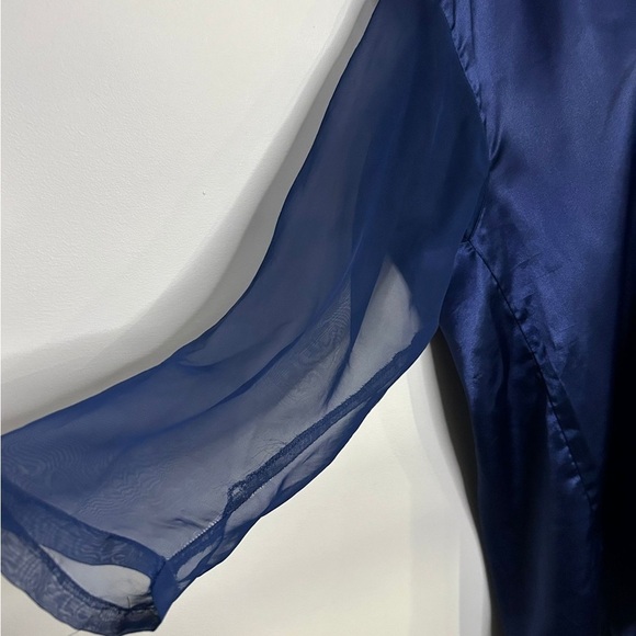 Vintage Victoria Secret Satin Effect Sheer Sleeve Button Up Sleepwear Top M/L - Picture 7 of 11